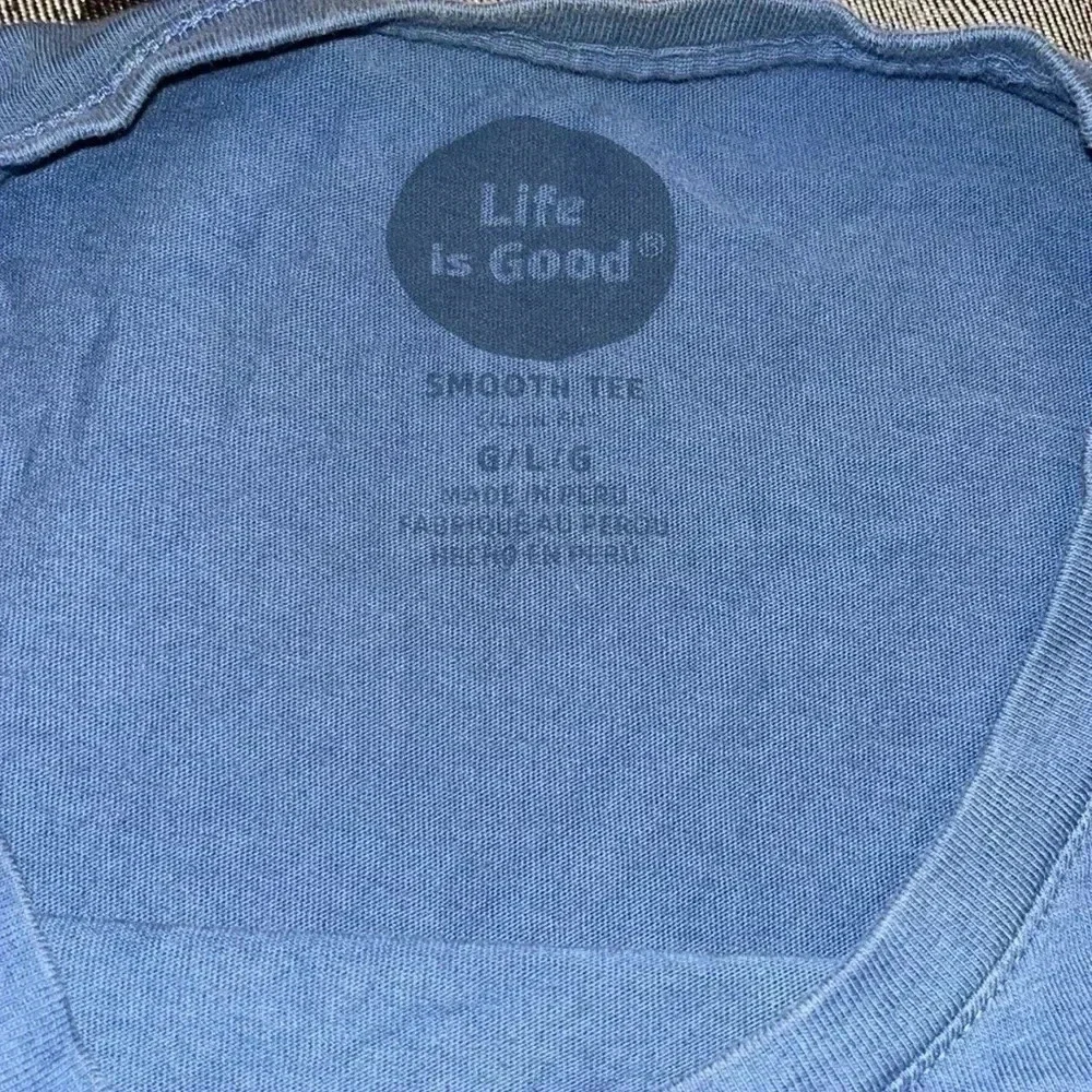 LIFE IS GOOD shirt Size large